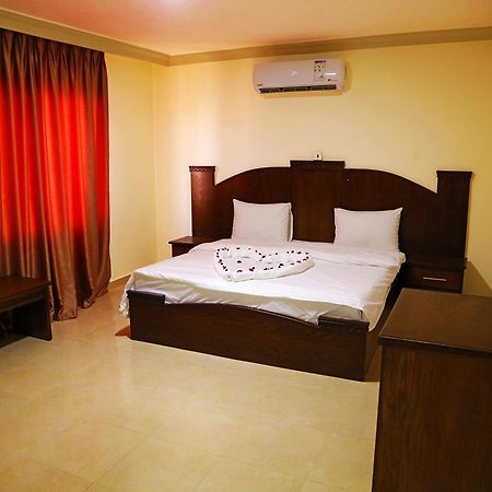 Jordan Flower Hotel อคาบา ภายนอก รูปภาพ
